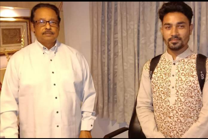 এমপি মাহমুদ উস সামাদ’কে নিয়ে যা লিখলেন রুহিন