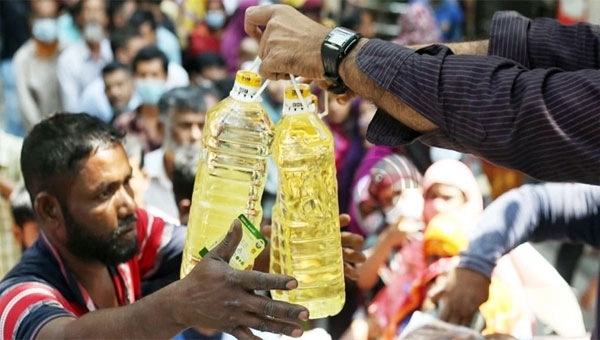সোমবার থেকে ১১০ টাকায় মিলবে সয়াবিন তেল