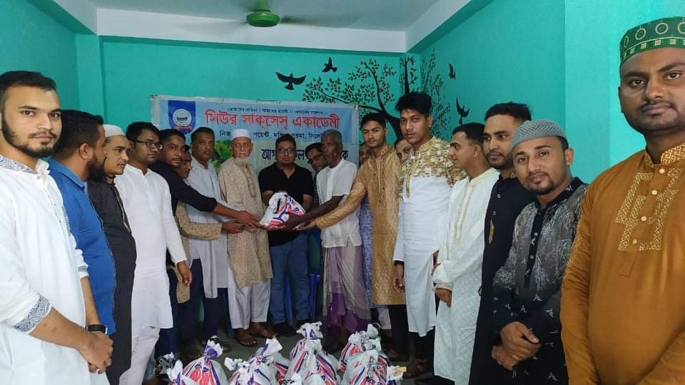 সিলামে সিউর সাকসেস’র ঈদ সামগ্রী বিতরণ