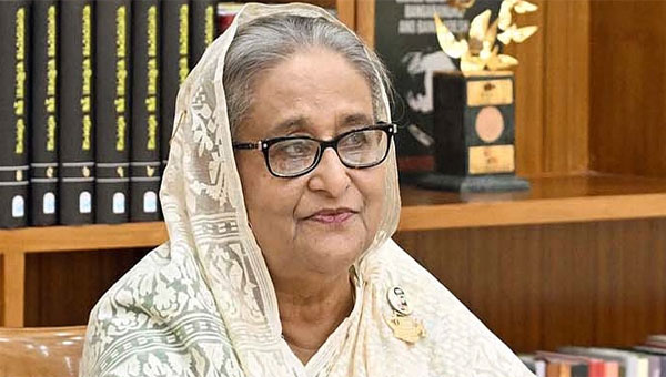 বিশ্বকাপে আমাদের টিম নেই, এটা আসলেই কষ্ট দেয়: প্রধানমন্ত্রী