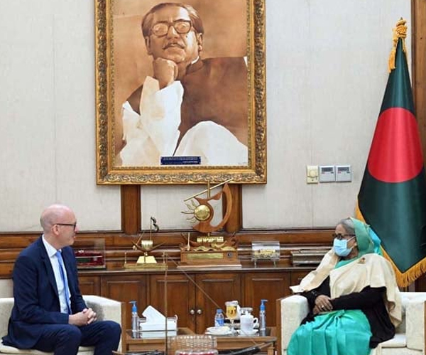 নতুন উচ্চতায় নিয়ে যাওয়ার অঙ্গীকার “ইইউ”