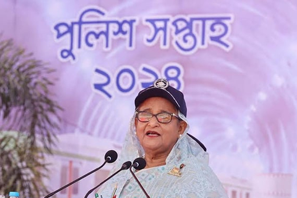 জনগণের সেবা এবং সন্ত্রাস দমন করুন-প্রধানমন্ত্রী