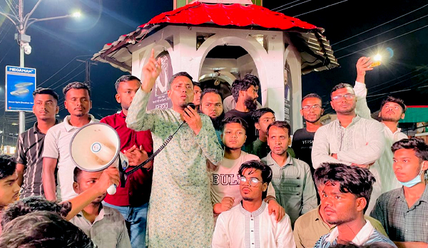 হটাৎ সিলেটে ছাত্রলীগের মিছিল