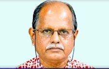 গলায় চশমাটি ঝুলছিল সাংবাদিক বিভুরঞ্জন সরকারের মরদেহ