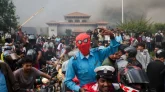 আগুনে পুড়ে নেপালের সাবেক প্রধানমন্ত্রীর স্ত্রী নিহত