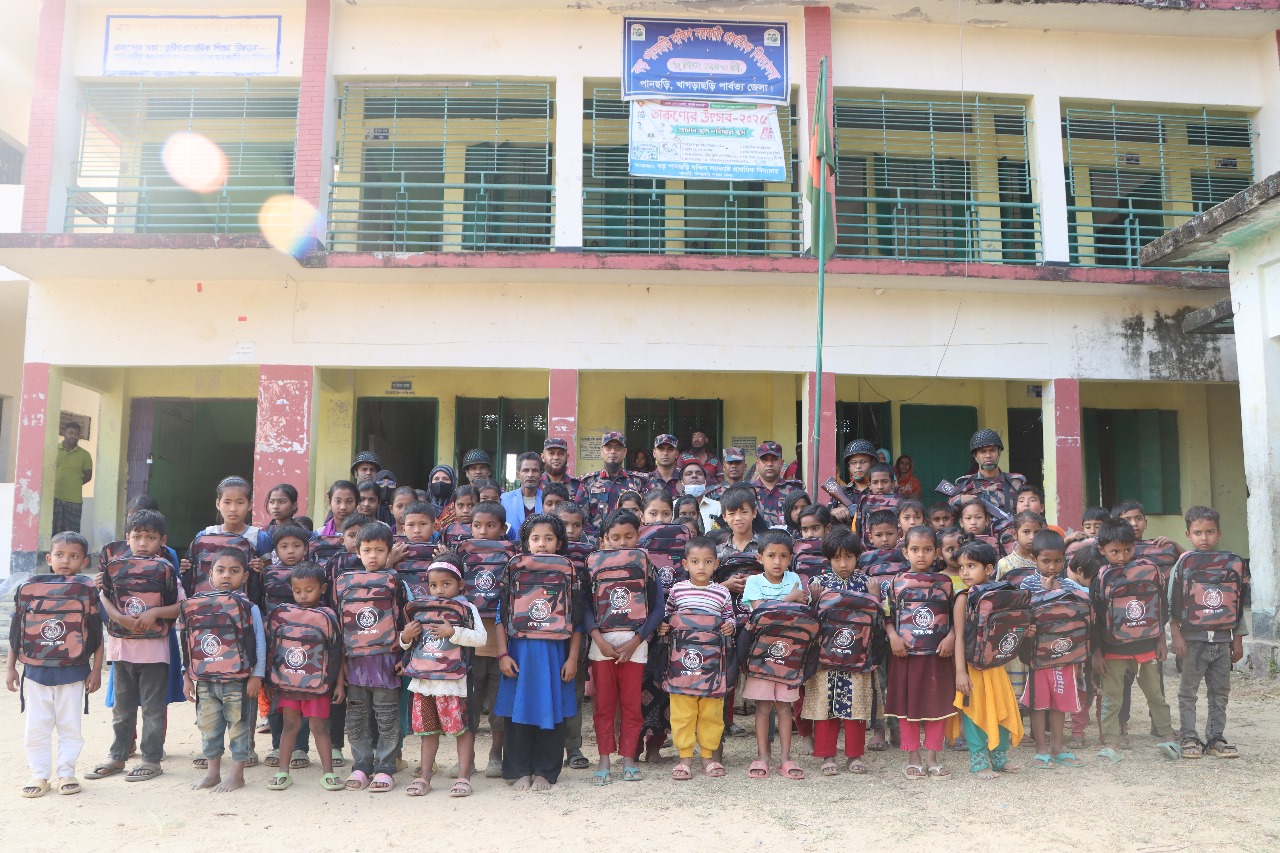 শিক্ষা উন্নয়নে ৩ বিজিবি’র মানবিক উদ্যোগ