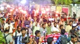 দেশবিরোধী বাণিজ্য চুক্তি’ বাতিলের দাবিতে ঢাবিতে ছাত্র-জনতার মশাল মিছিল